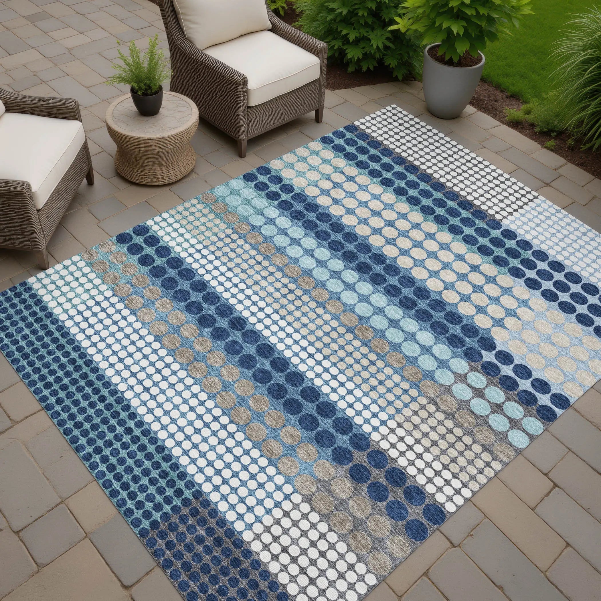 8' X 10' Blue And Navy Blue Geometric Washable Indoor Outdoor Area Rug Homeroots Outdoor