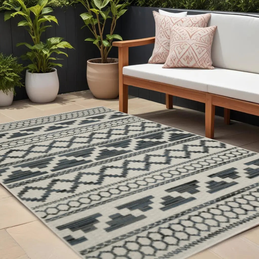8' X 10' Blue and Beige Geometric Stain Resistant Indoor Outdoor Area Rug Homeroots Outdoor