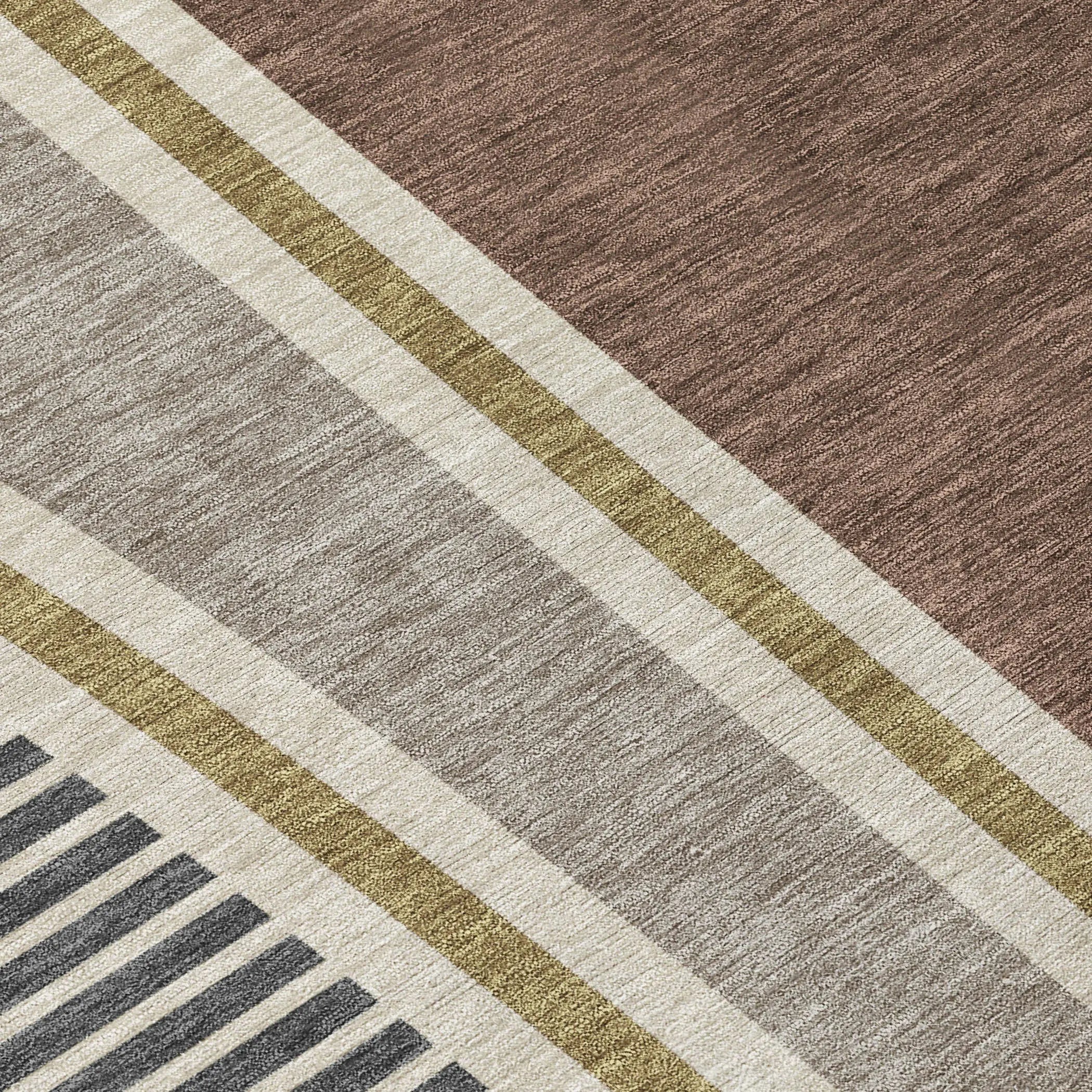 8' X 10' Brown And Beige Geometric Washable Indoor Outdoor Area Rug Homeroots Outdoor