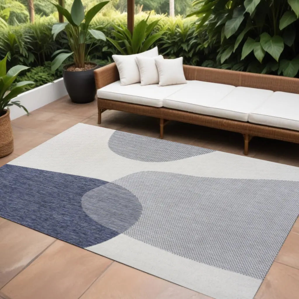 8' X 10' Cream And Navy Blue Geometric Indoor Outdoor Area Rug Homeroots Outdoor