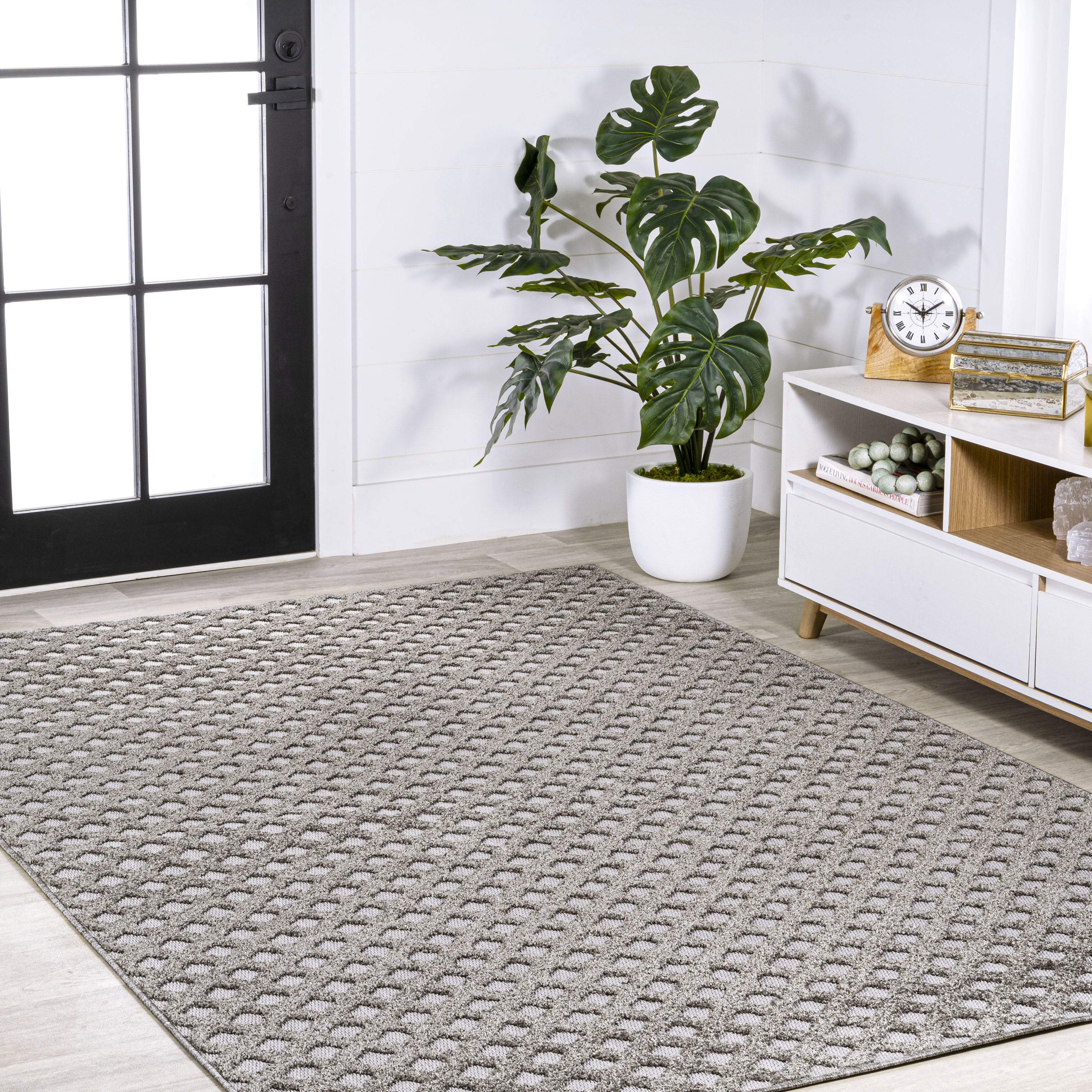 8' X 10' Dark Gray And Ivory Trellis Indoor Outdoor Area Rug - GreatEagleInc