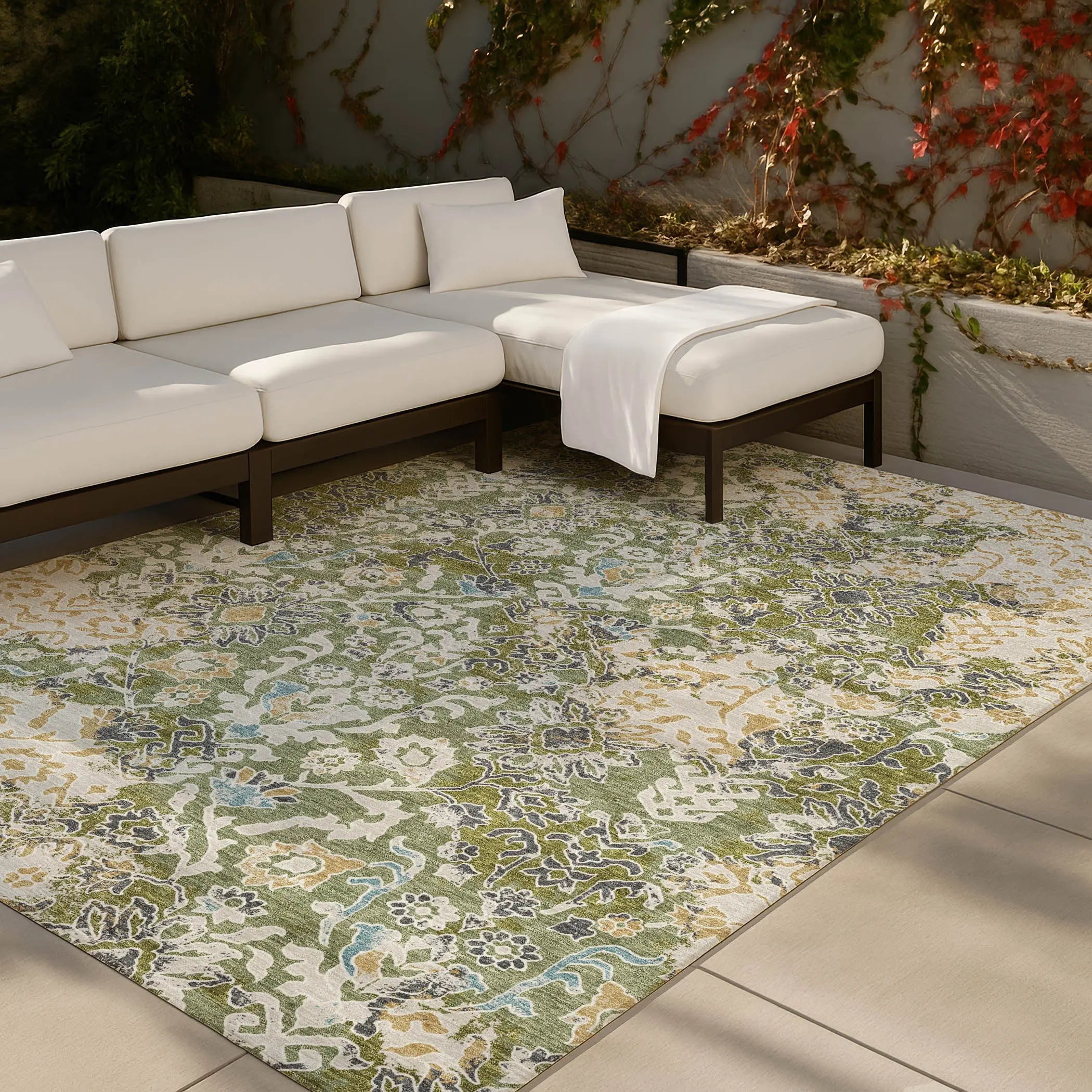 8' X 10' Fern Green And Ivory Geometric Washable Indoor Outdoor Area Rug Homeroots Outdoor