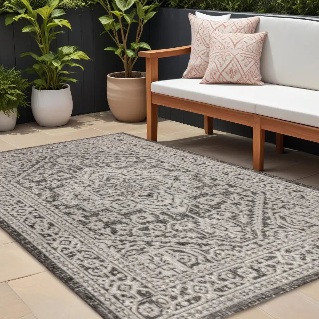 8' X 10' Gray And Black Medallion Indoor Outdoor Area Rug Homeroots Outdoor