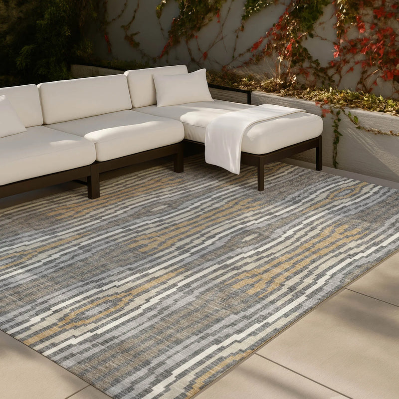 8' X 10' Gray And Ivory Abstract Washable Indoor Outdoor Area Rug Homeroots Outdoor