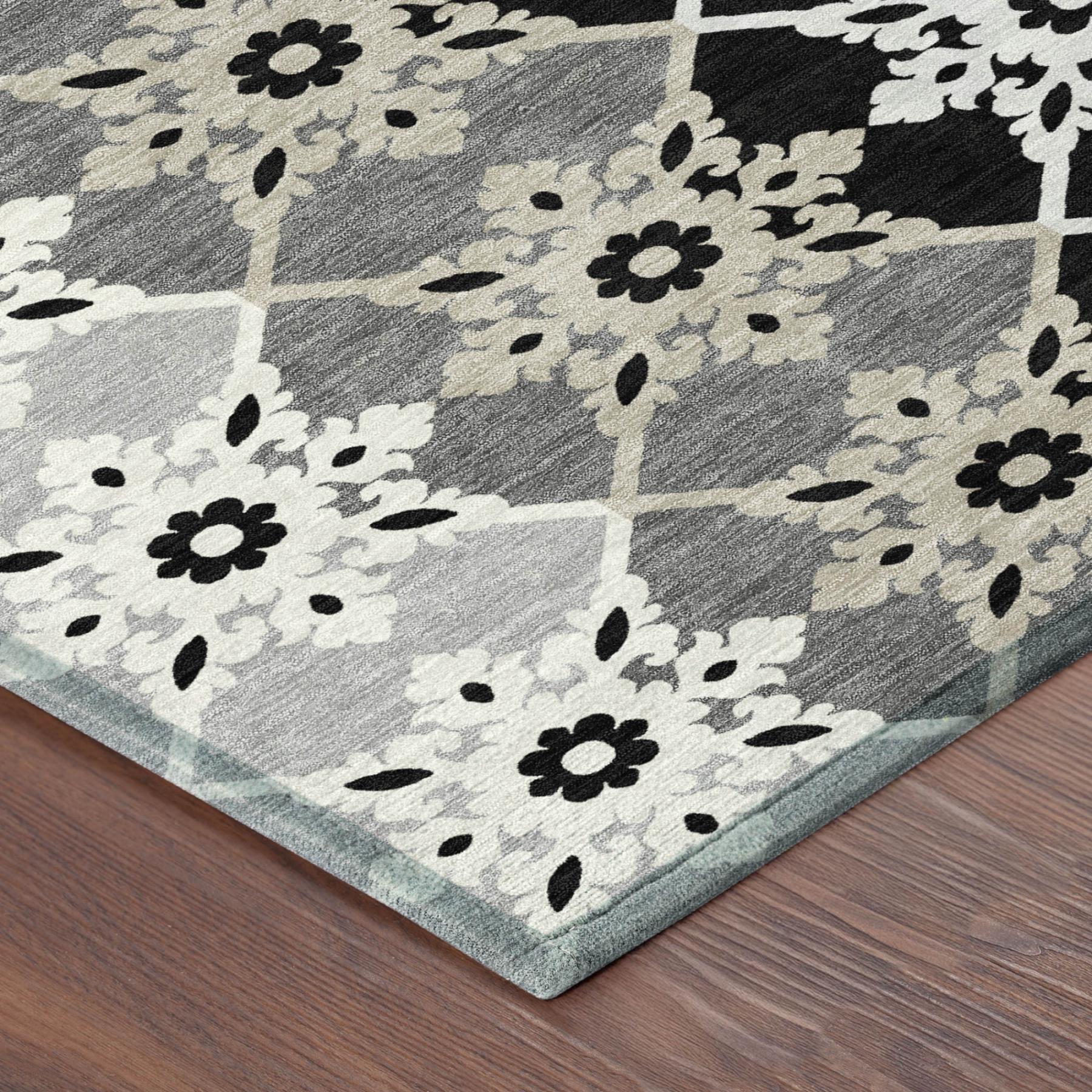 8' X 10' Gray And Pewter Floral Medallion Washable Indoor Outdoor Area Rug Homeroots Outdoor