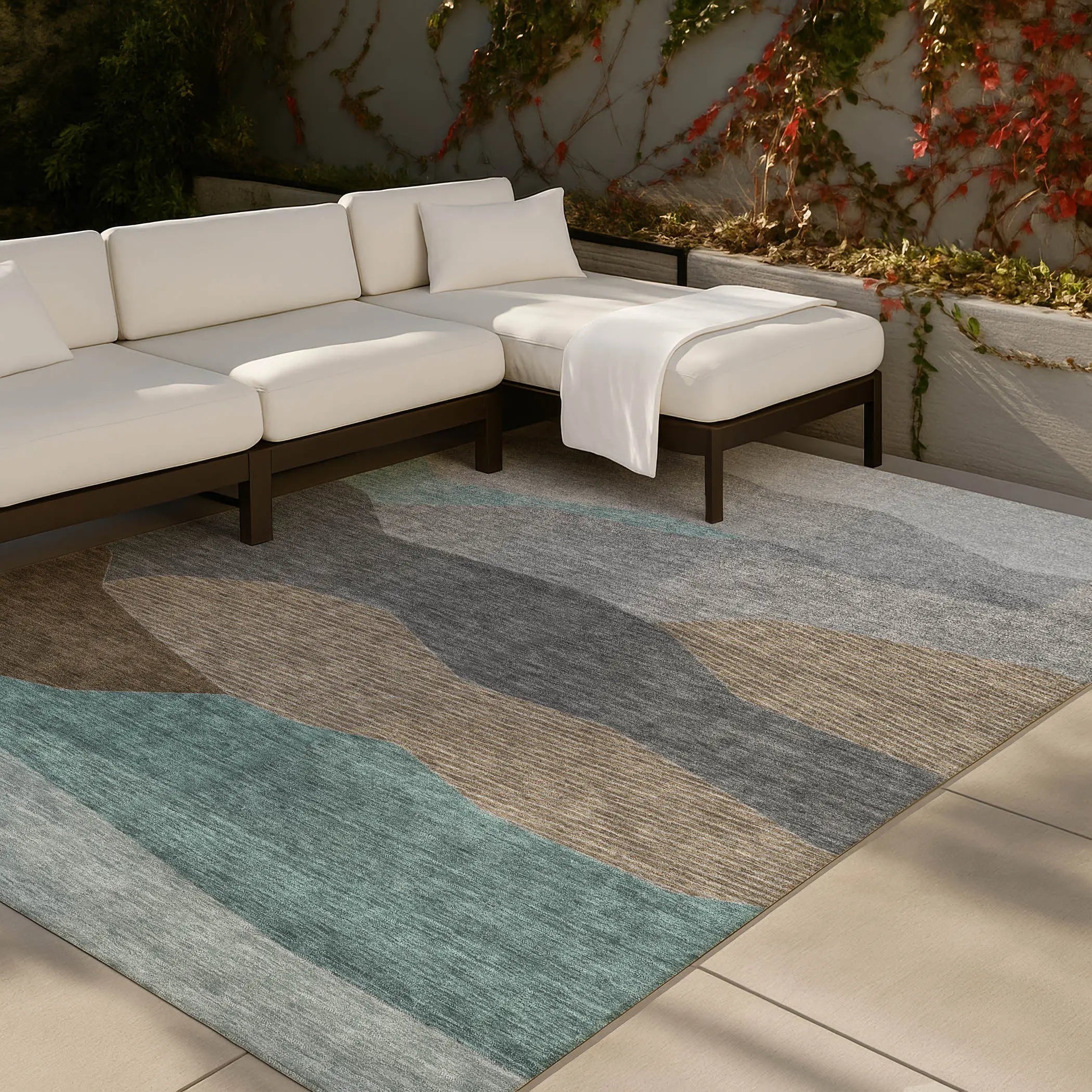 8' X 10' Gray And Silver Geometric Washable Indoor Outdoor Area Rug Homeroots Outdoor