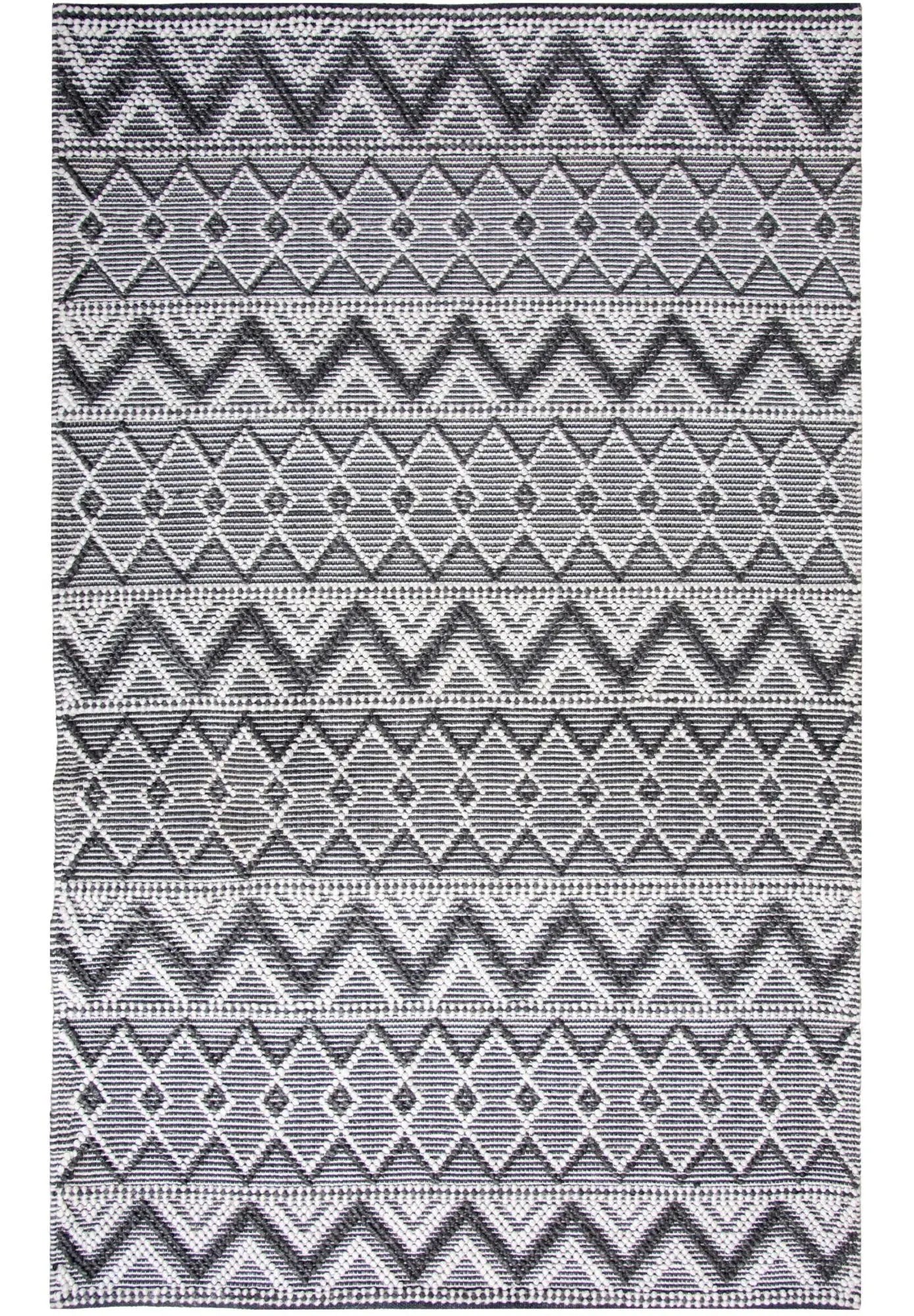 8' X 10' Gray Black And Ivory Chevron Hand Woven Area Rug With UV Protection Homeroots Home Decor