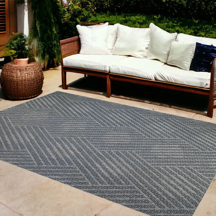 8' X 10' Gray and Blue Geometric Stain Resistant Indoor Outdoor Area Rug Homeroots Outdoor