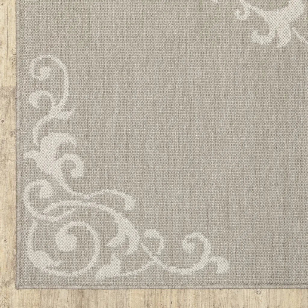 8' X 10' Gray and Ivory Oriental Stain Resistant Indoor Outdoor Area Rug Homeroots Outdoor