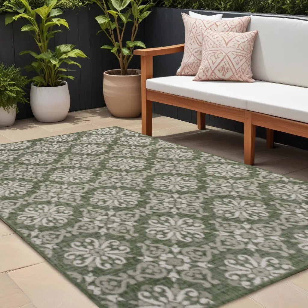 8' X 10' Green And Cream Floral Indoor Outdoor Area Rug Homeroots Outdoor