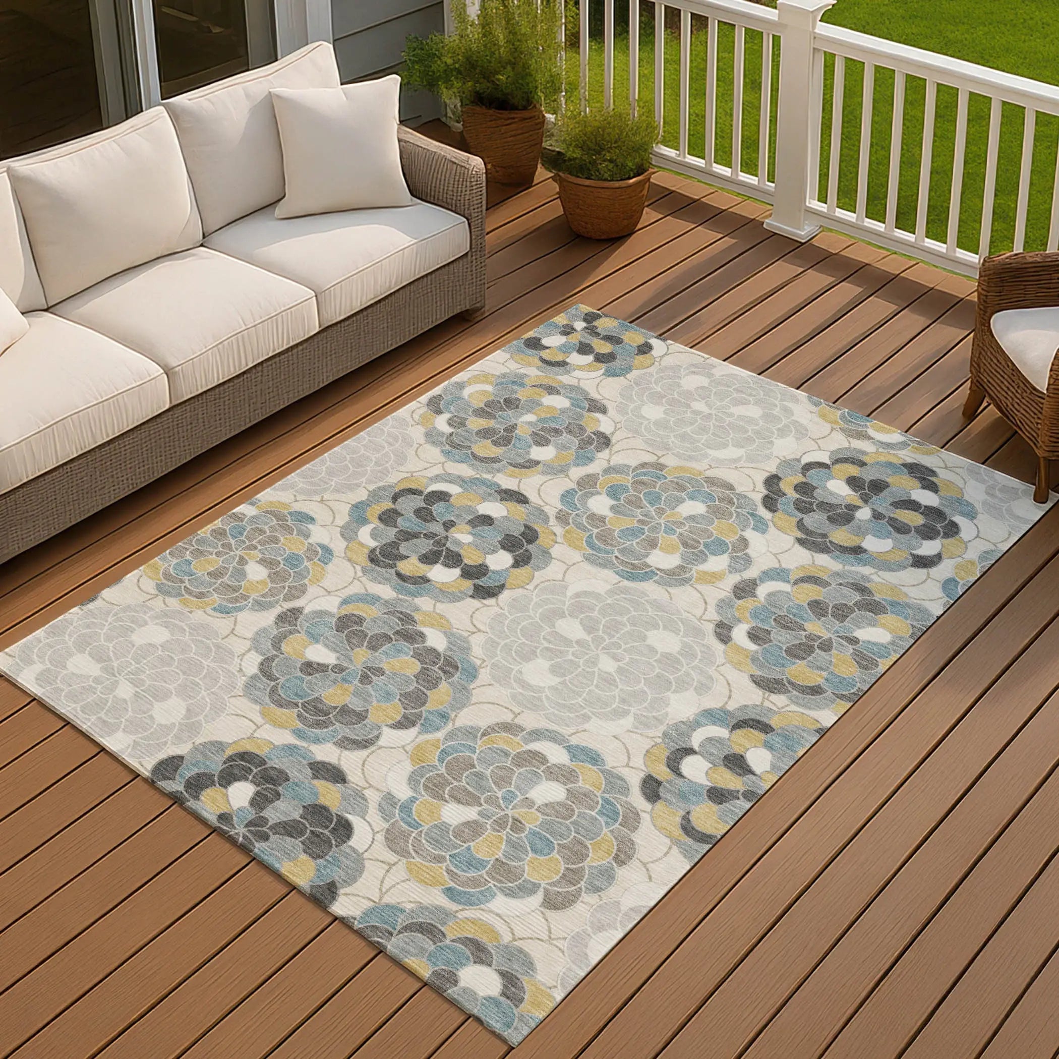8' X 10' Ivory And Beige Floral Washable Indoor Outdoor Area Rug Homeroots Outdoor