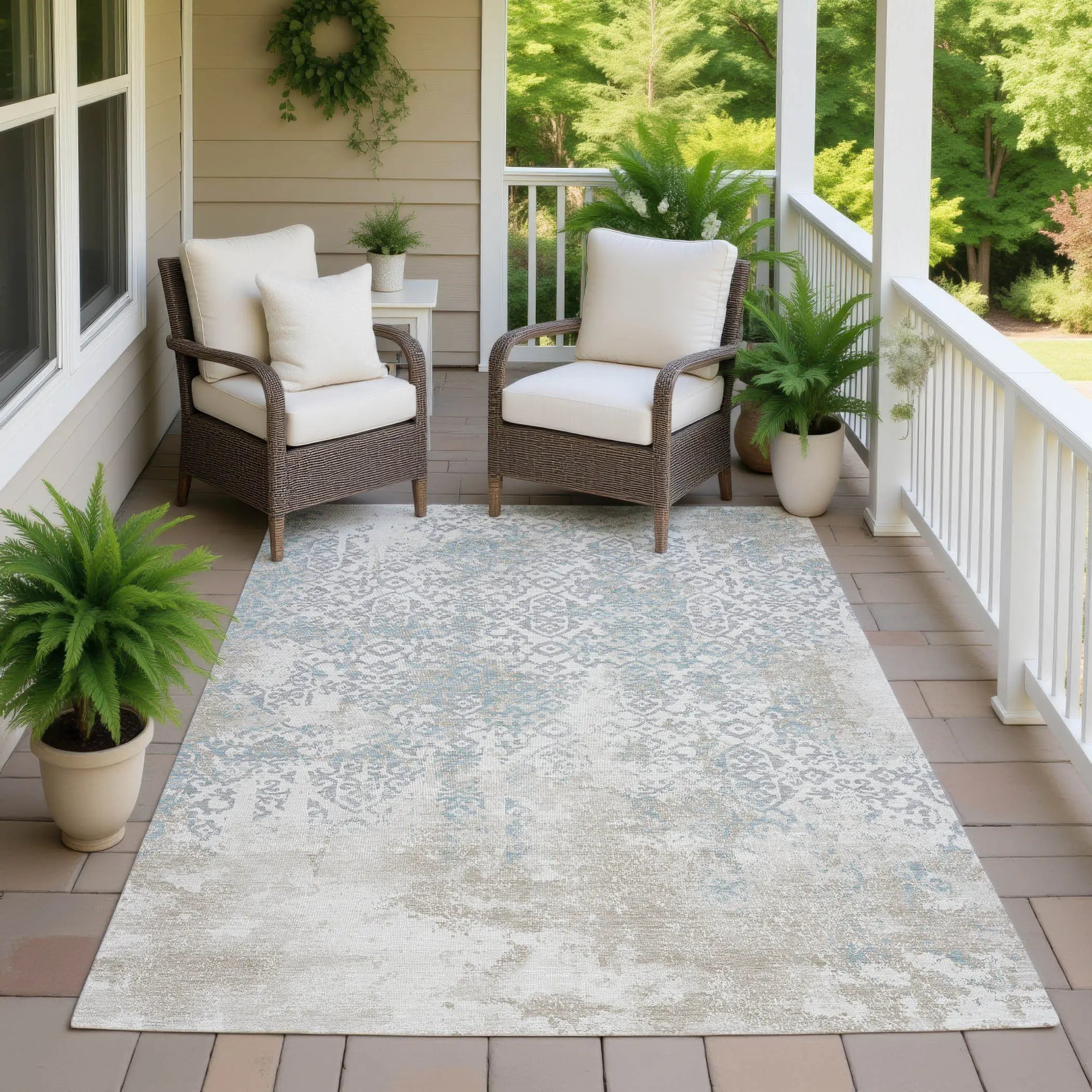 8' X 10' Ivory And Blue Oriental Washable Indoor Outdoor Area Rug Homeroots Outdoor