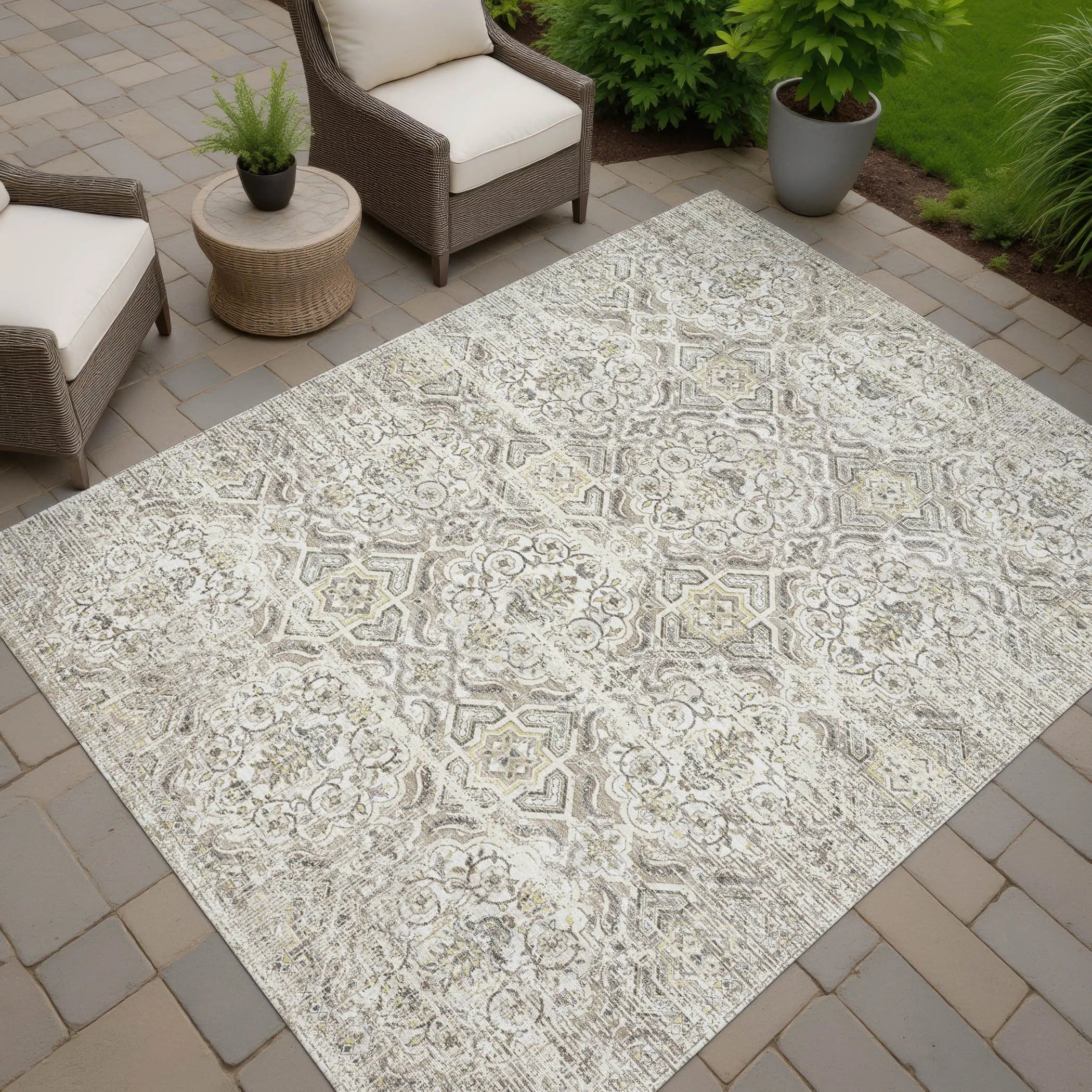 8' X 10' Ivory And Linen Floral Washable Indoor Outdoor Area Rug Homeroots Outdoor