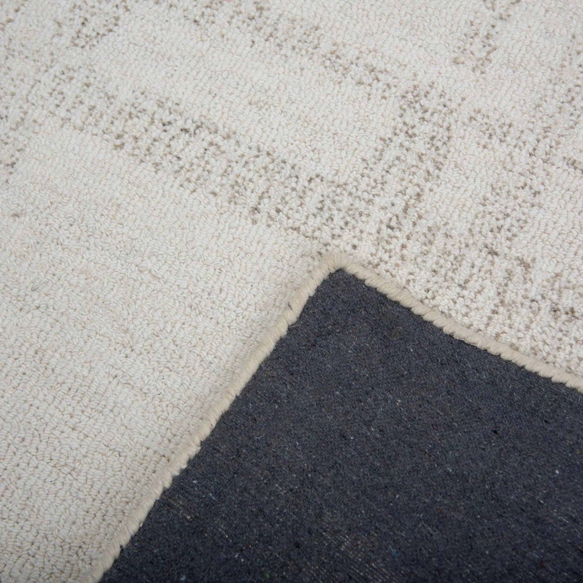8' X 10' Ivory And Natural Wool Abstract Hand Tufted Area Rug Homeroots Home Decor