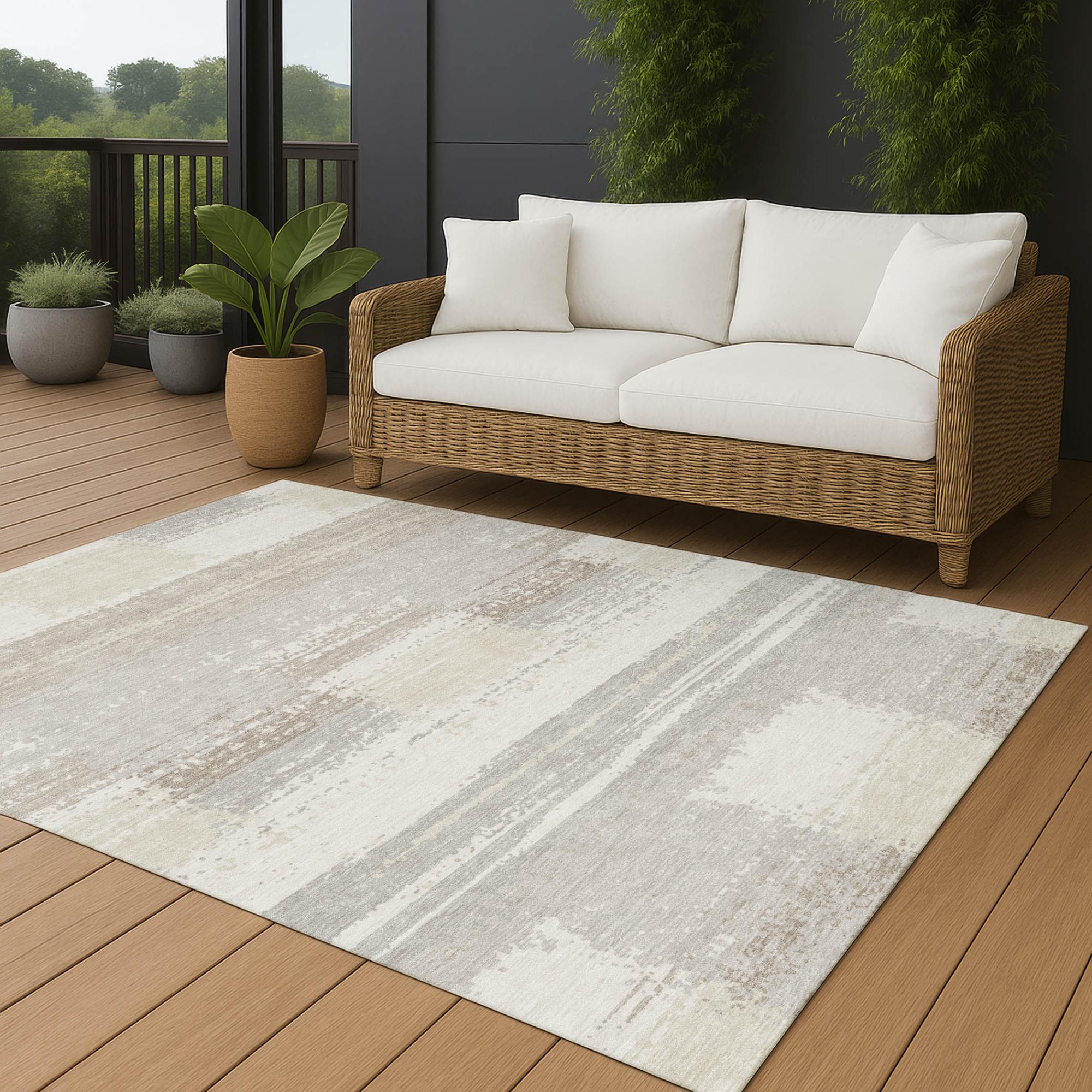 8' X 10' Ivory And Silver Geometric Washable Indoor Outdoor Area Rug Homeroots Outdoor