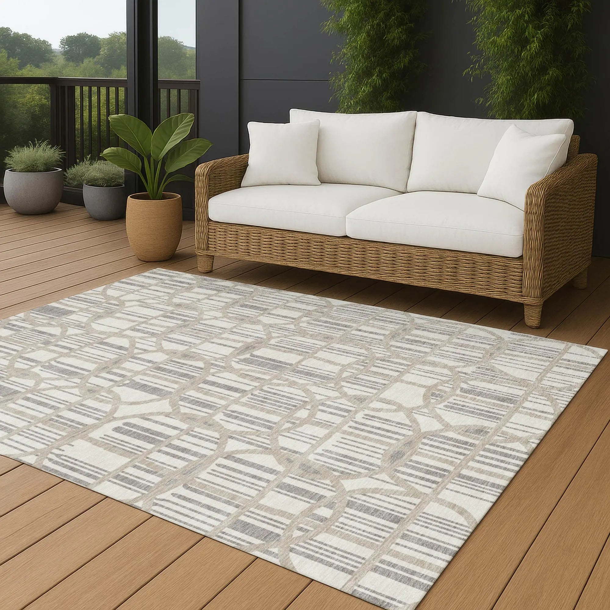 8' X 10' Ivory And Silver Geometric Washable Indoor Outdoor Area Rug Homeroots Outdoor