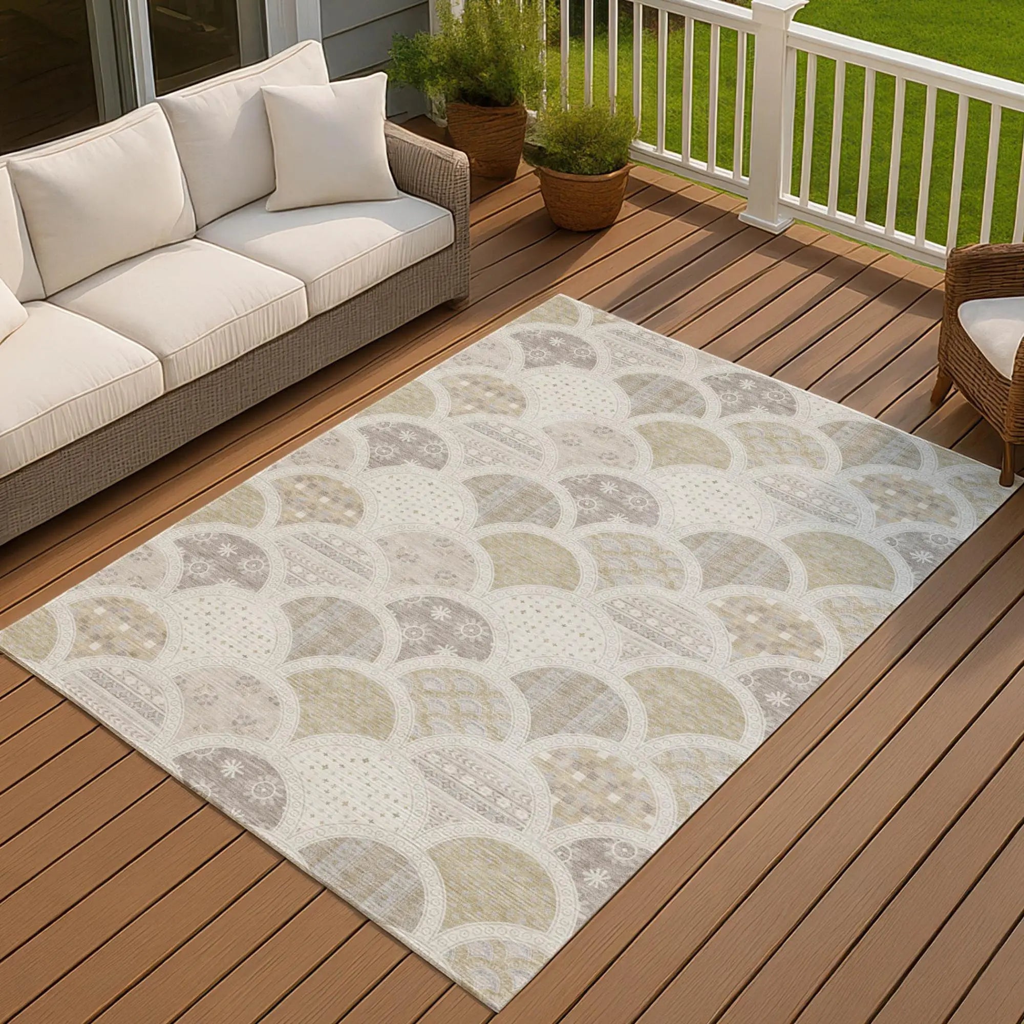 8' X 10' Ivory And Silver Geometric Washable Indoor Outdoor Area Rug Homeroots Outdoor