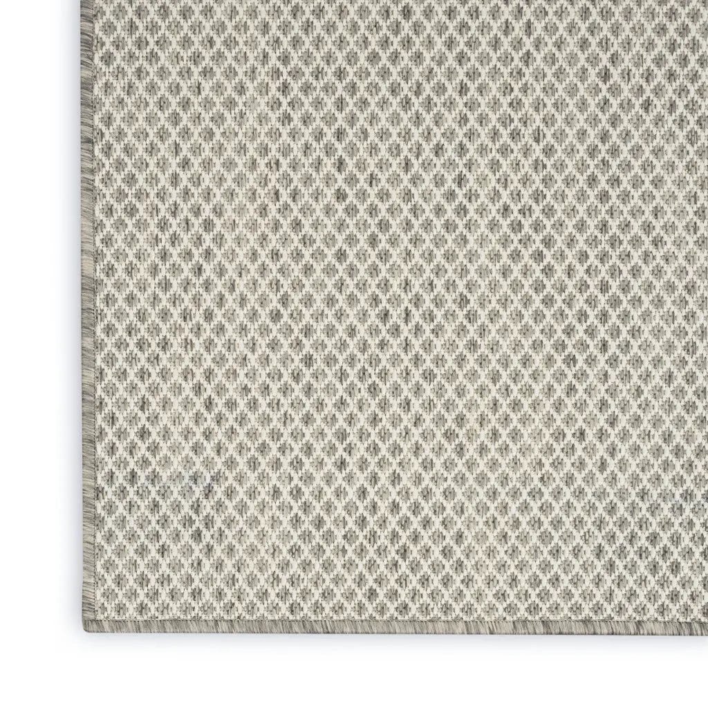 8' X 10' Ivory And Silver Indoor Outdoor Area Rug Homeroots Outdoor