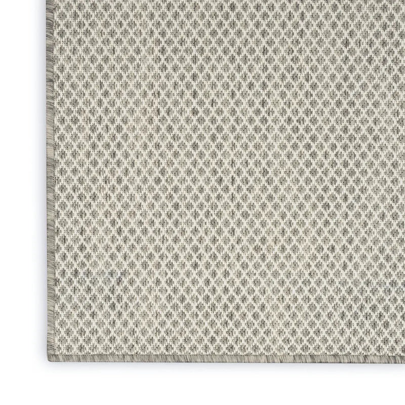 8' X 10' Ivory And Silver Indoor Outdoor Area Rug Homeroots Outdoor