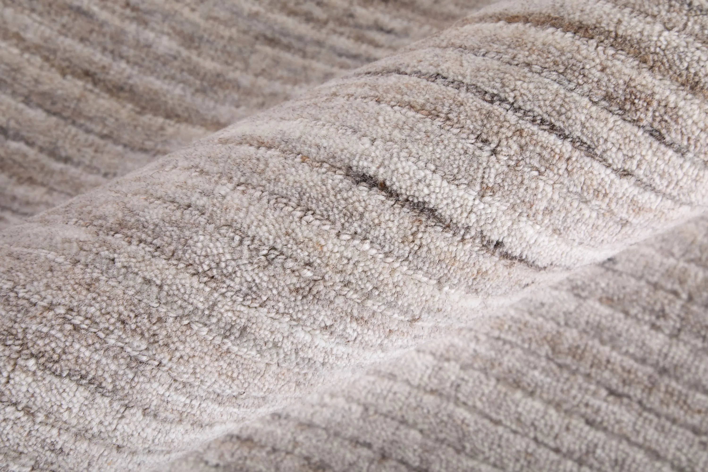 8' X 10' Ivory And Tan Hand Woven Distressed Area Rug Homeroots Outdoor