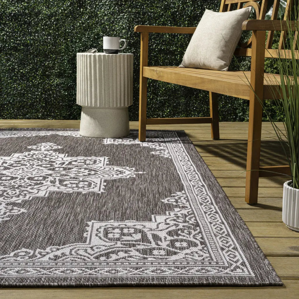 8' X 10' Light Brown And Cream Medallion Indoor Outdoor Area Rug Homeroots Outdoor
