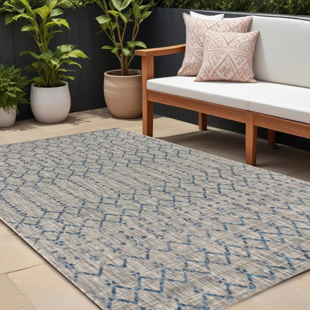 8' X 10' Light Gray And Navy Blue Trellis Indoor Outdoor Area Rug Homeroots Outdoor