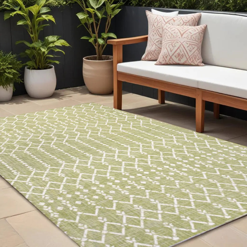8' X 10' Light Green And Cream Trellis Indoor Outdoor Area Rug Homeroots Outdoor