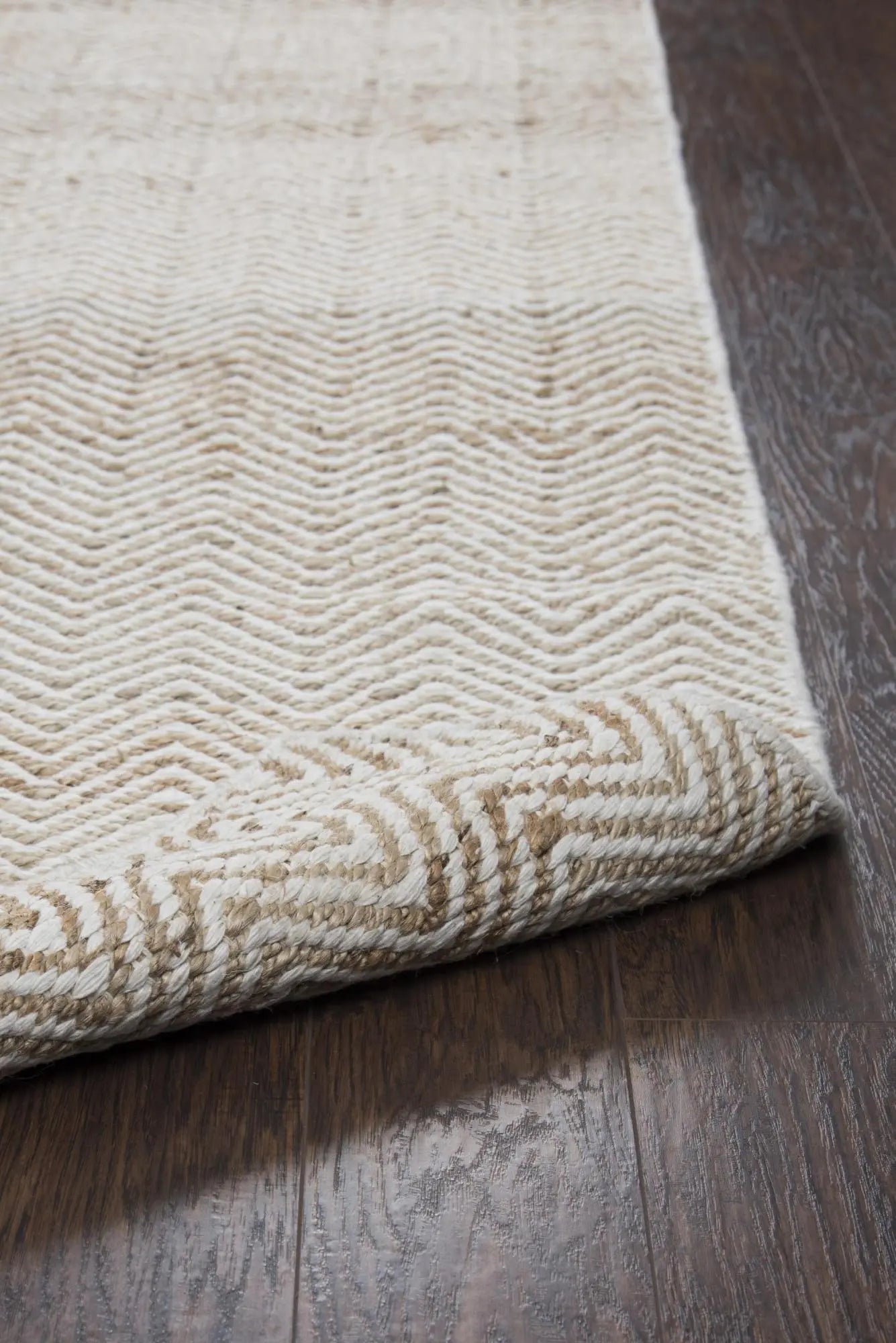 8' X 10' Natural And Beige Wool Chevron Hand Woven Area Rug Homeroots Home Decor