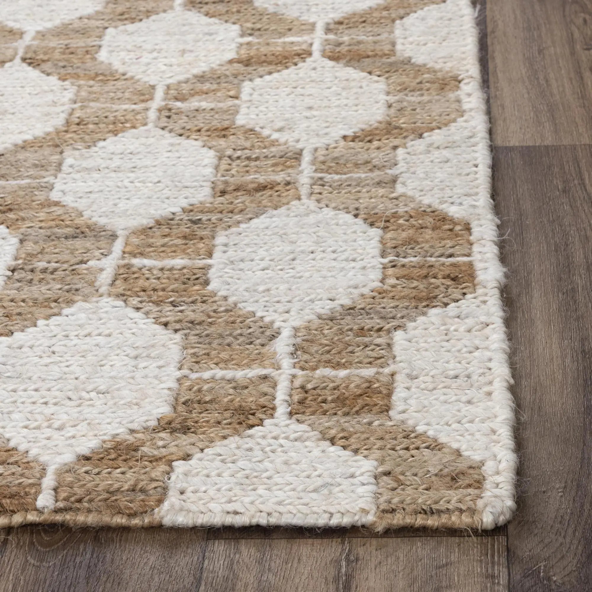 8' X 10' Natural And Ivory Jute Geometric Hand Woven Area Rug Homeroots Home Decor