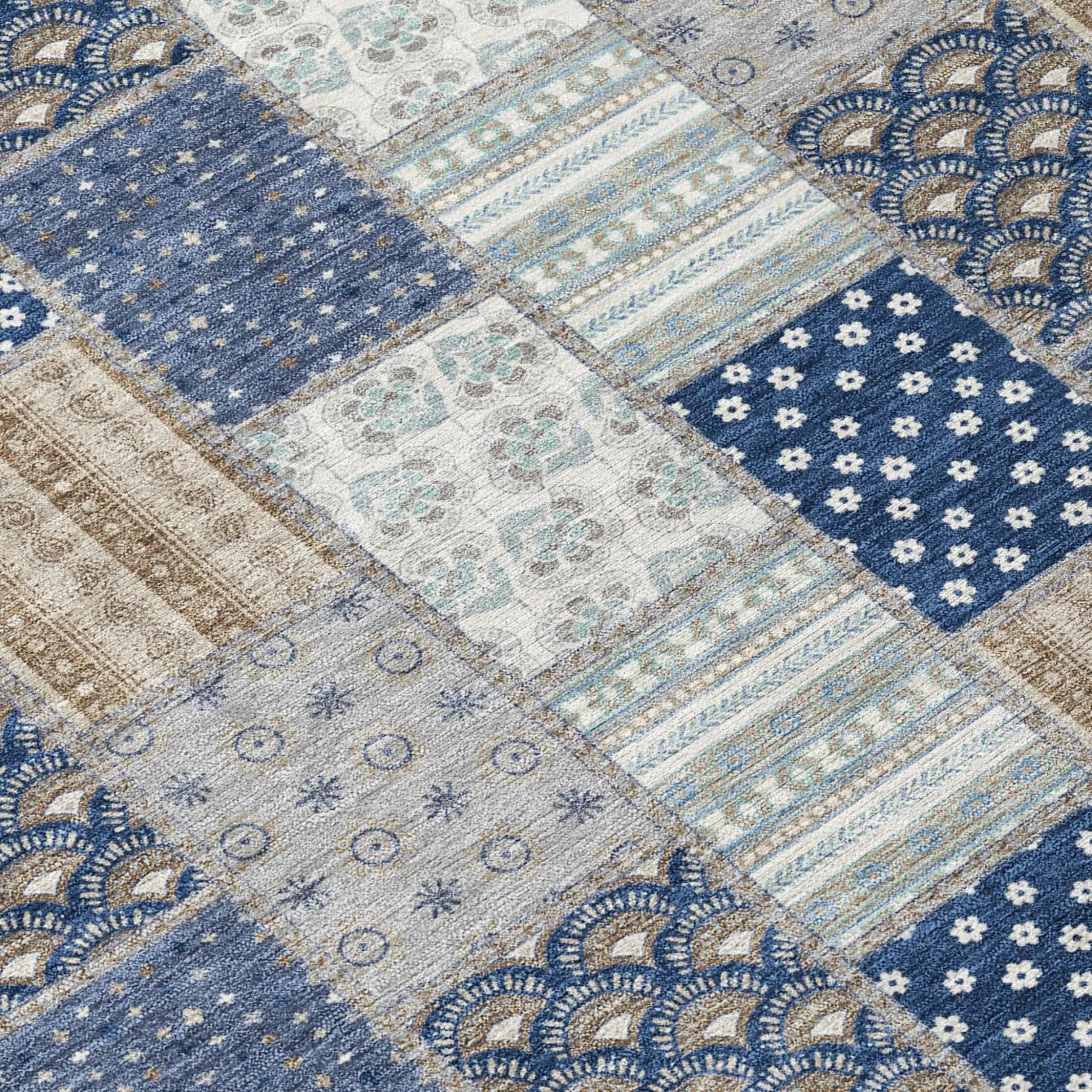 8' X 10' Navy Blue And Blue Patchwork Washable Indoor Outdoor Area Rug Homeroots Outdoor