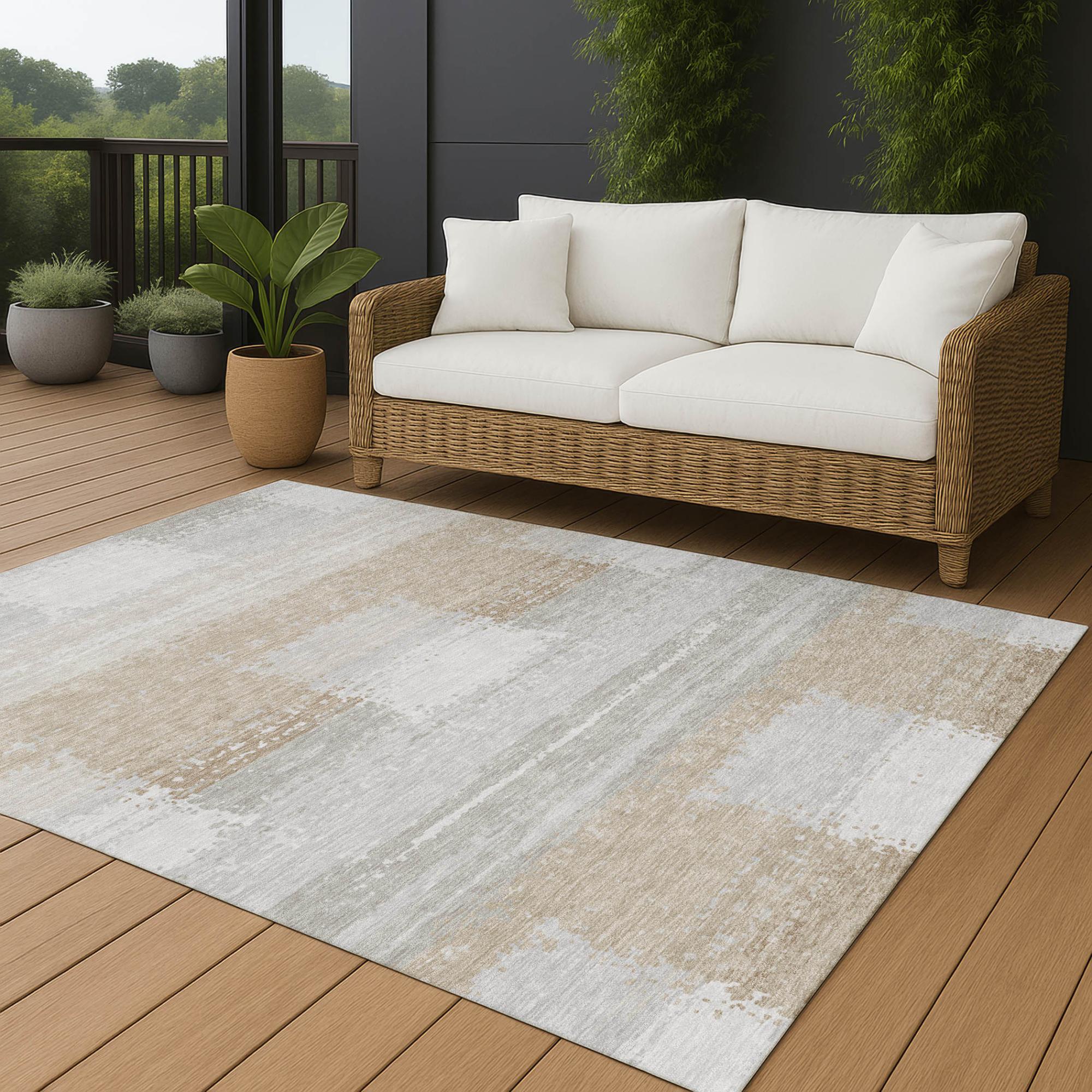8' X 10' Silver And Gray Geometric Washable Indoor Outdoor Area Rug Homeroots Outdoor