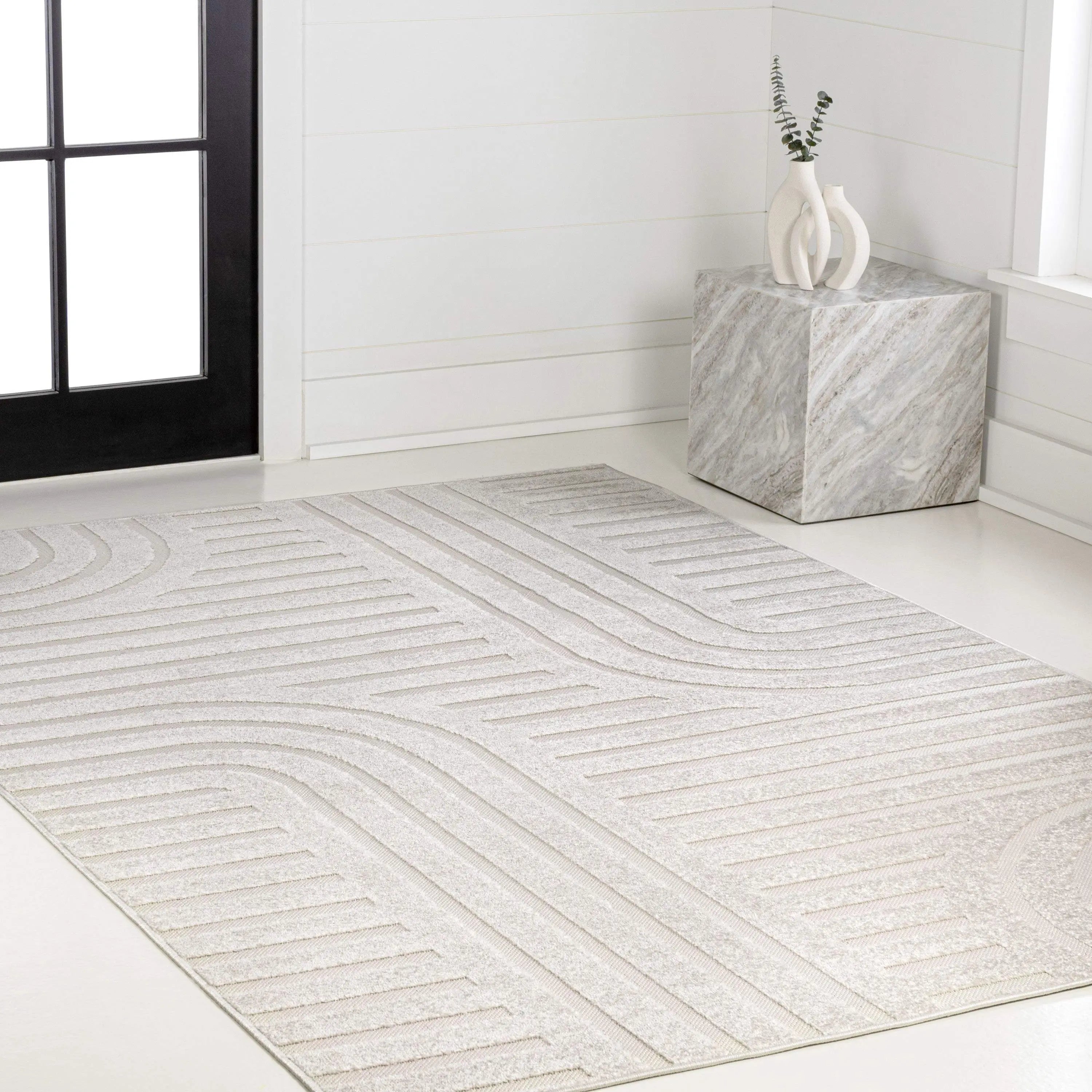 8' X 10' White And Cream Striped Indoor Outdoor Area Rug - GreatEagleInc