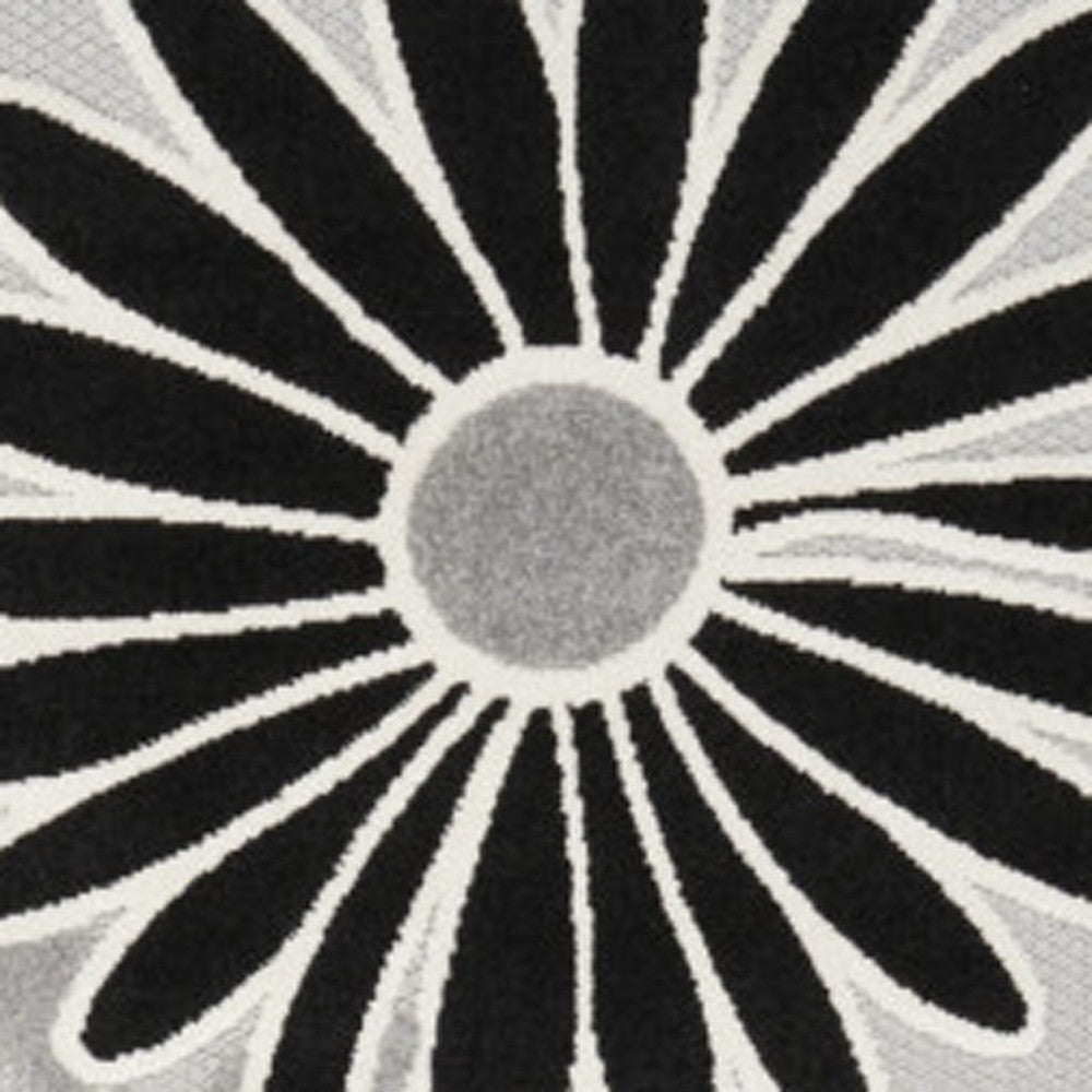 8' X 11' Black and White Floral Non Skid Indoor Outdoor Area Rug Homeroots Outdoor
