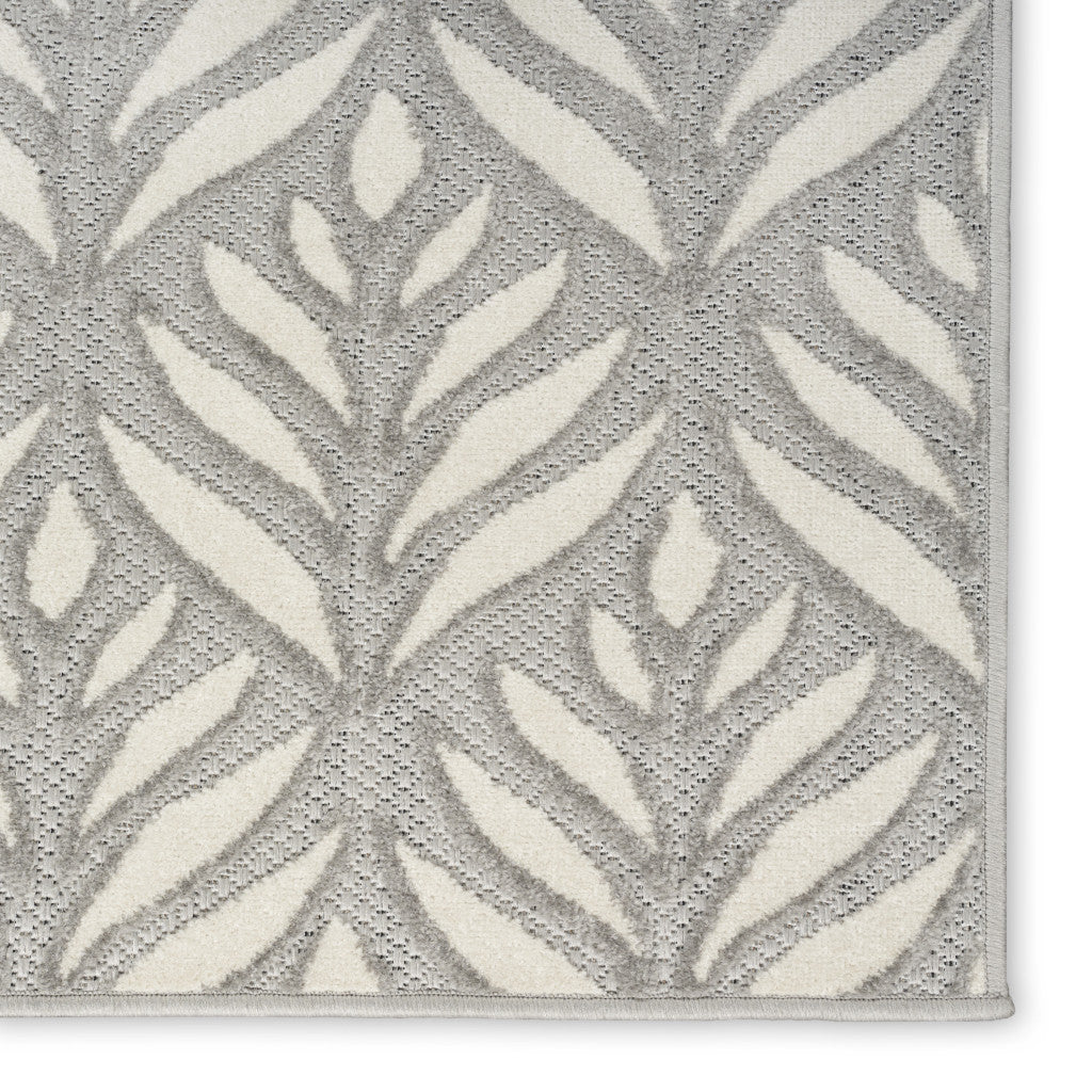 8' X 11' Gray Floral Non Skid Indoor Outdoor Area Rug Homeroots Outdoor