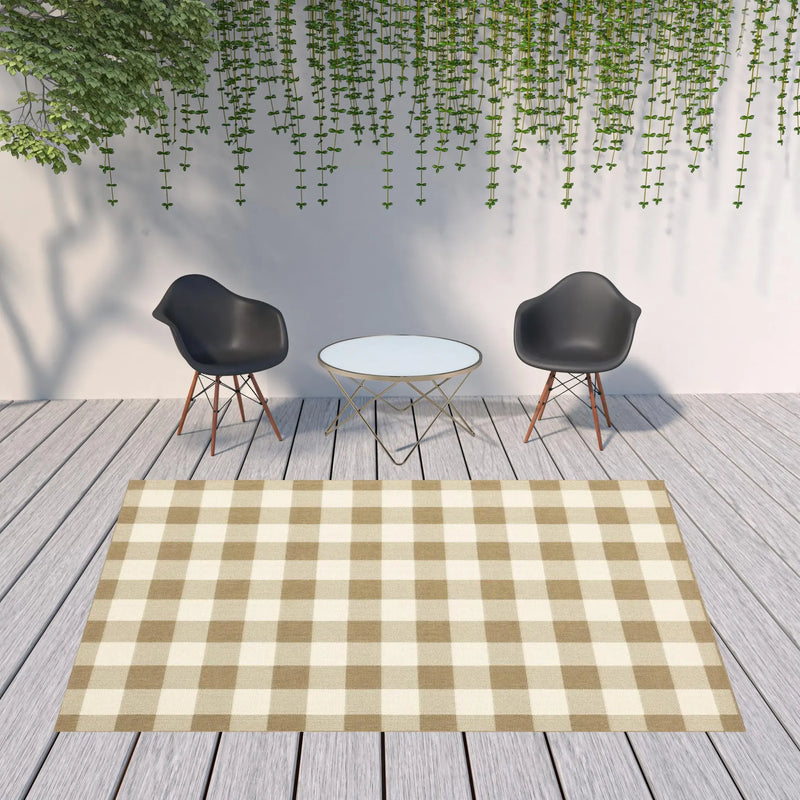 8' X 11' Gray and Ivory Geometric Stain Resistant Indoor Outdoor Area Rug Homeroots Outdoor