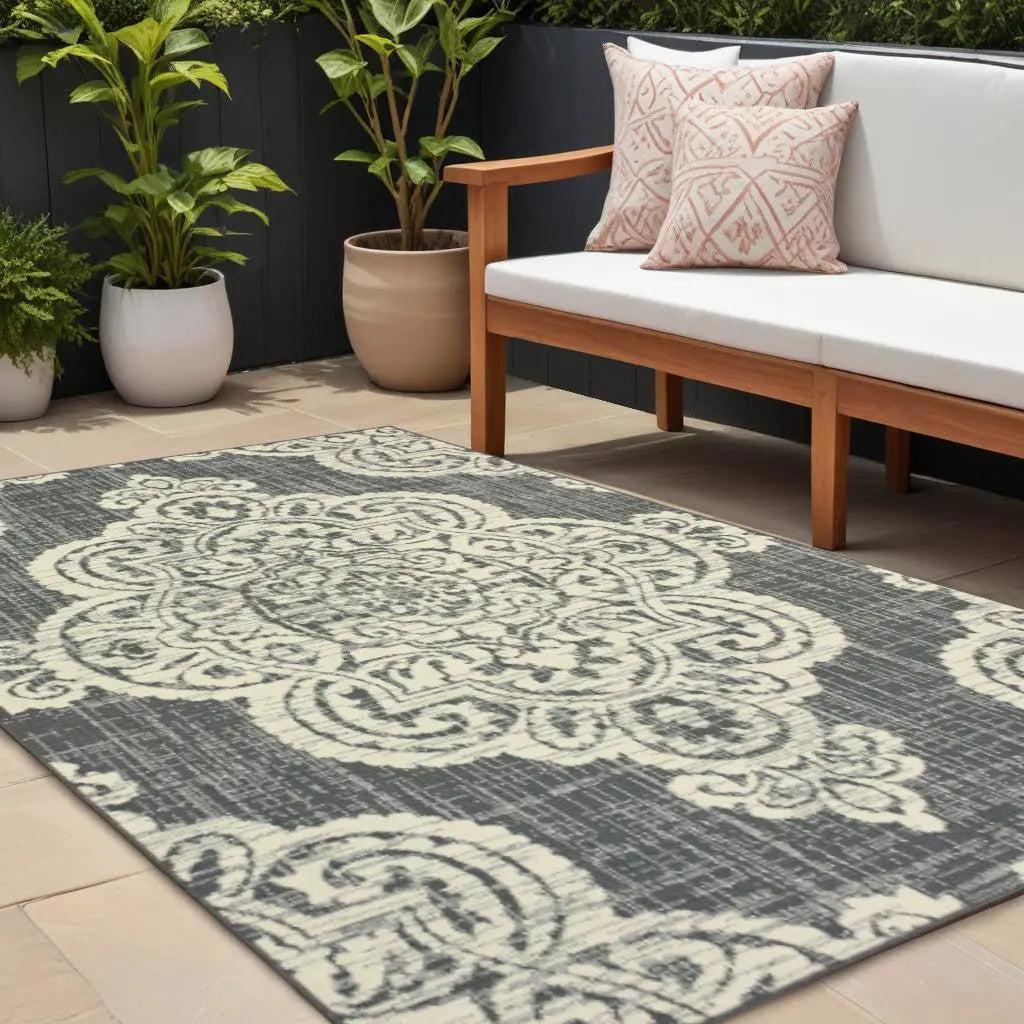 8' X 11' Gray and Ivory Oriental Stain Resistant Indoor Outdoor Area Rug Homeroots Outdoor