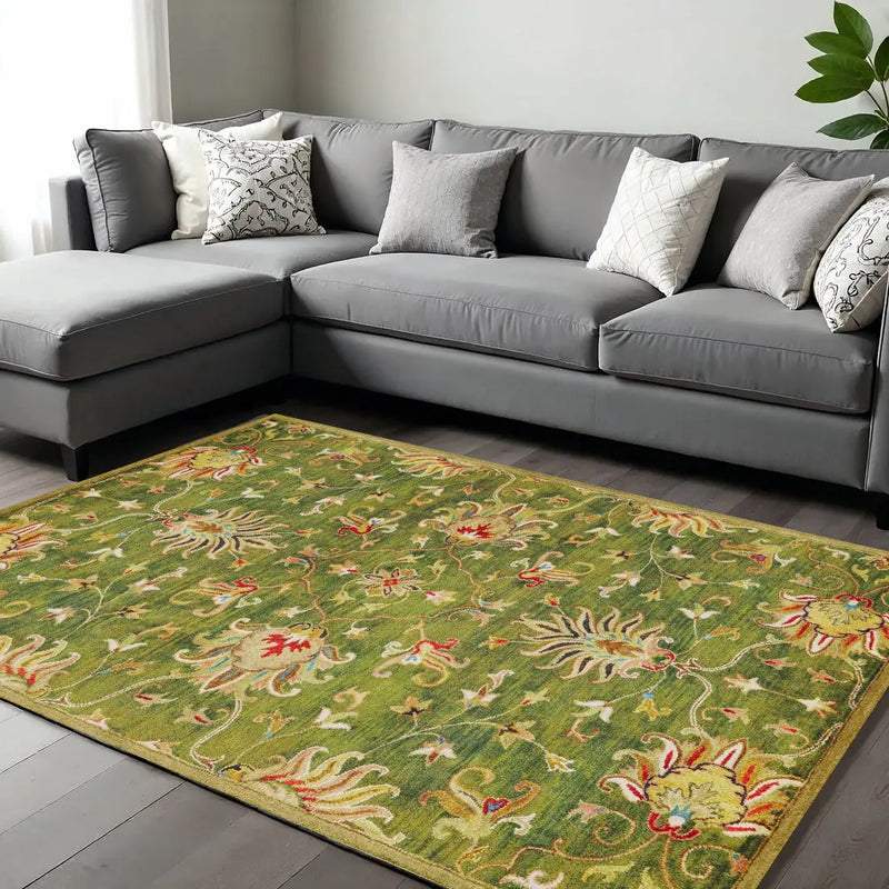 8' X 11' Green Red And Ivory Wool Floral Medallion Hand Tufted Area Rug Homeroots Home Decor