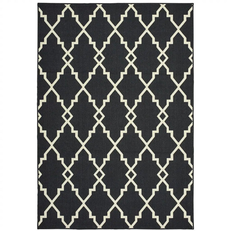 8' X 13' Black And Ivory Indoor Outdoor Area Rug Homeroots Outdoor