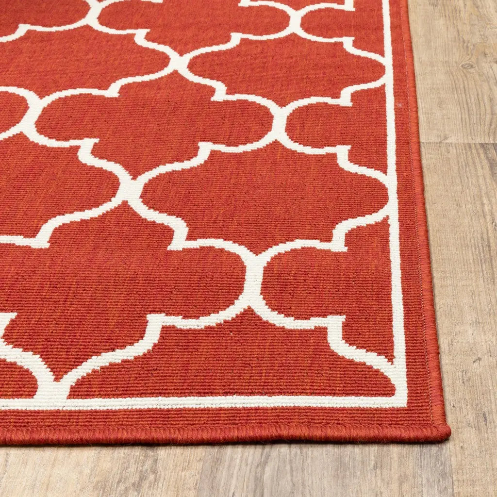 8' X 13' Red And Ivory Indoor Outdoor Area Rug Homeroots Outdoor