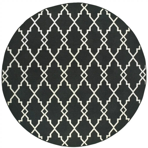 8' X 8' Black And Ivory Round Indoor Outdoor Area Rug Homeroots Outdoor