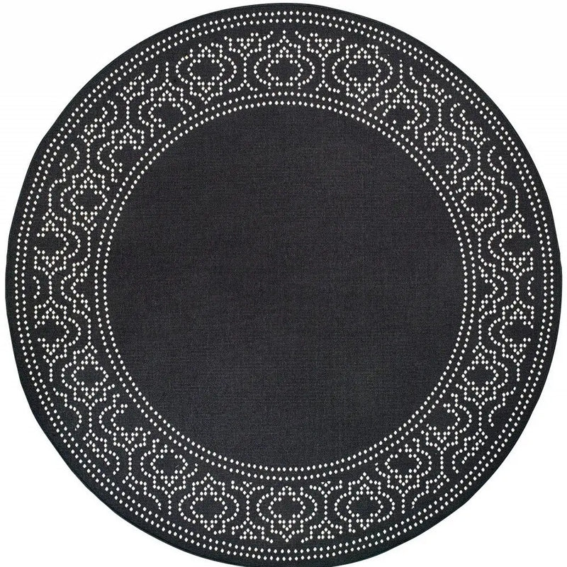 8' X 8' Black and Ivory Round Stain Resistant Indoor Outdoor Area Rug Homeroots Outdoor
