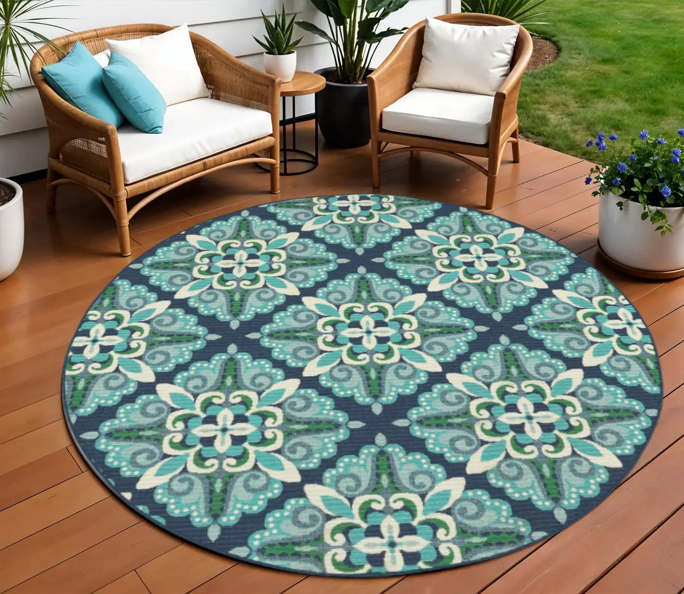 8' X 8' Blue And Green Round Indoor Outdoor Area Rug Homeroots Outdoor