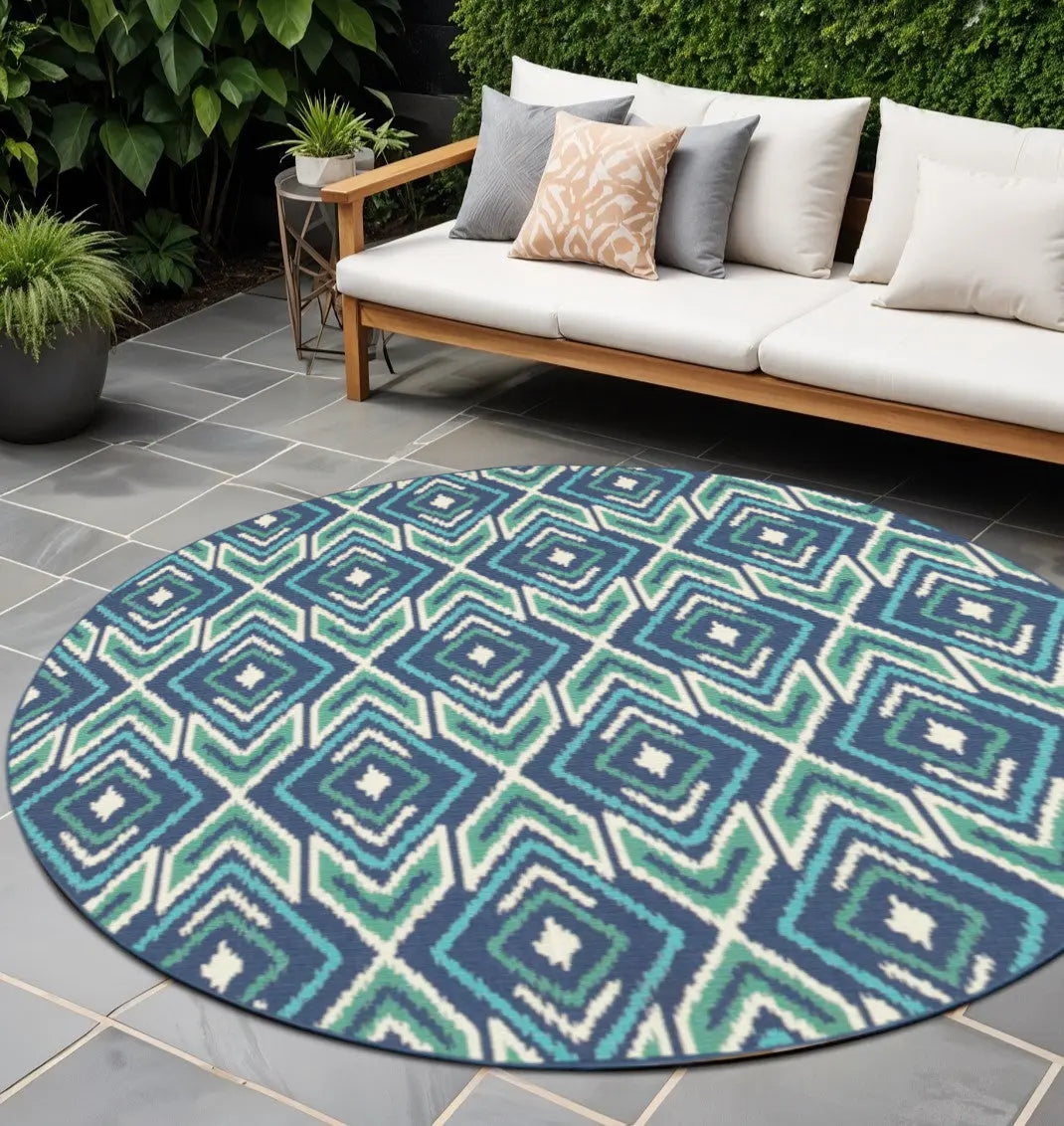8' X 8' Blue and Ivory Round Geometric Stain Resistant Indoor Outdoor Area Rug Homeroots Outdoor