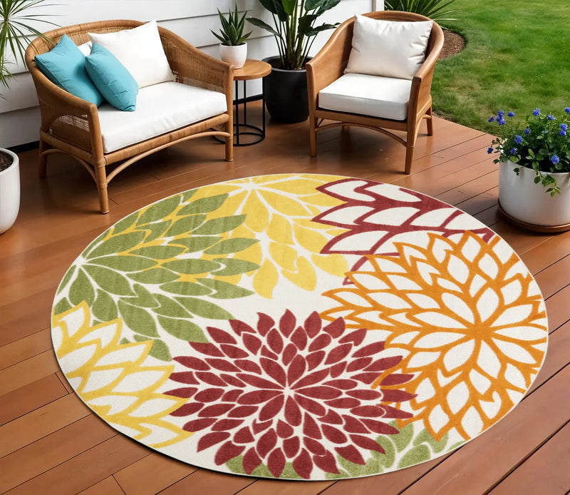 8' X 8' Red And Ivory Indoor Outdoor Area Rug - GreatEagleInc