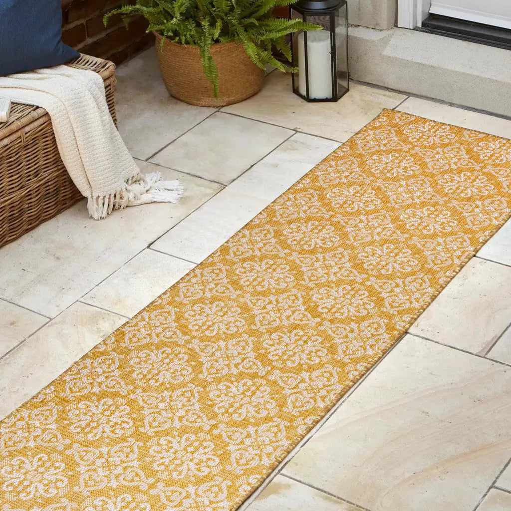 8' Yellow And Cream Floral Indoor Outdoor Runner Rug Homeroots Outdoor