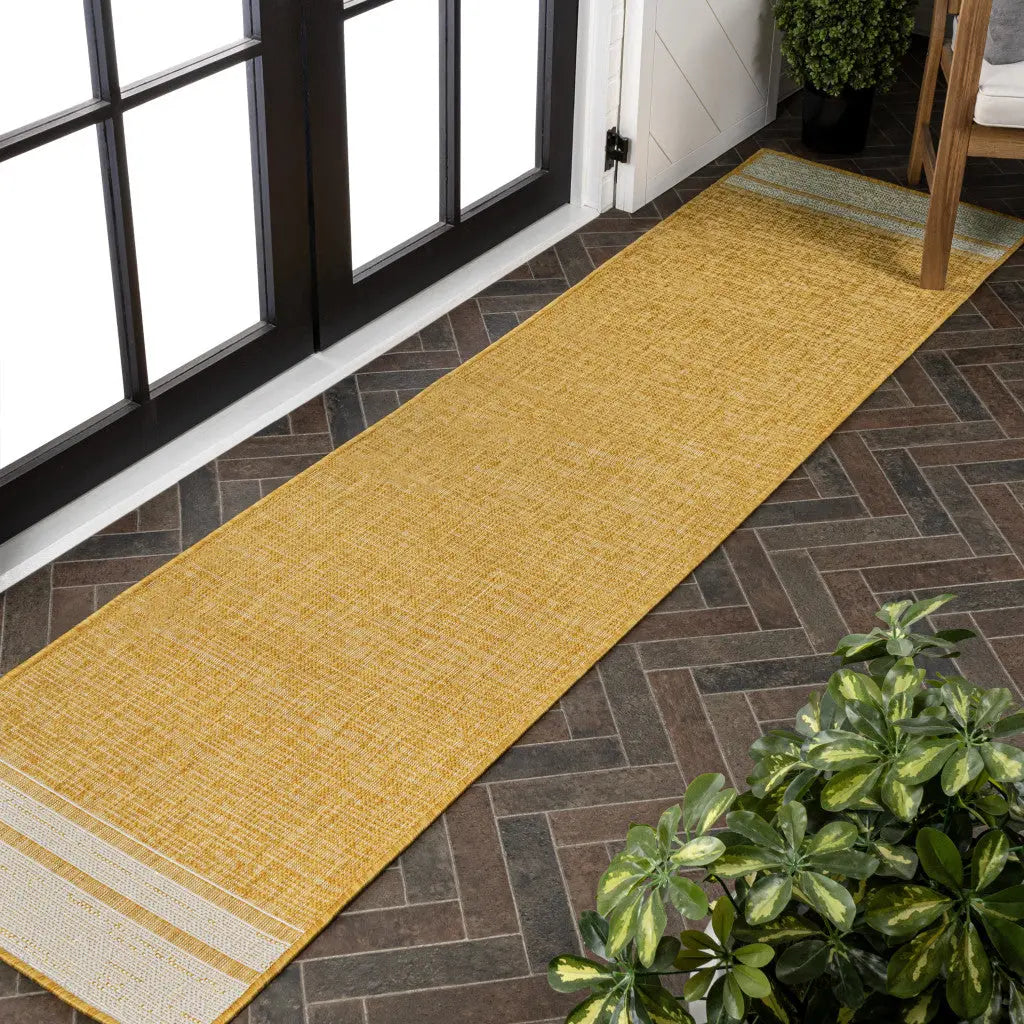 8' Yellow And Cream Indoor Outdoor Runner Rug Homeroots Outdoor