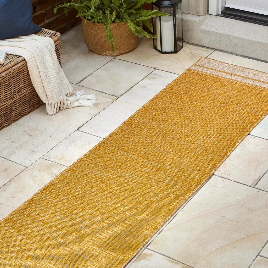8' Yellow And Cream Indoor Outdoor Runner Rug Homeroots Outdoor