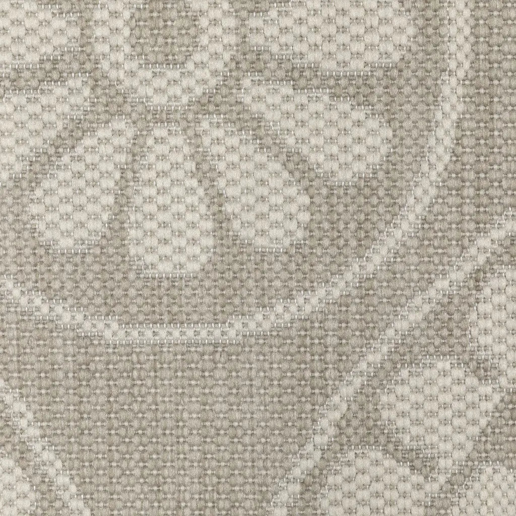 8' x 10' Gray and Ivory Geometric Stain Resistant Indoor Outdoor Area Rug Homeroots Outdoor