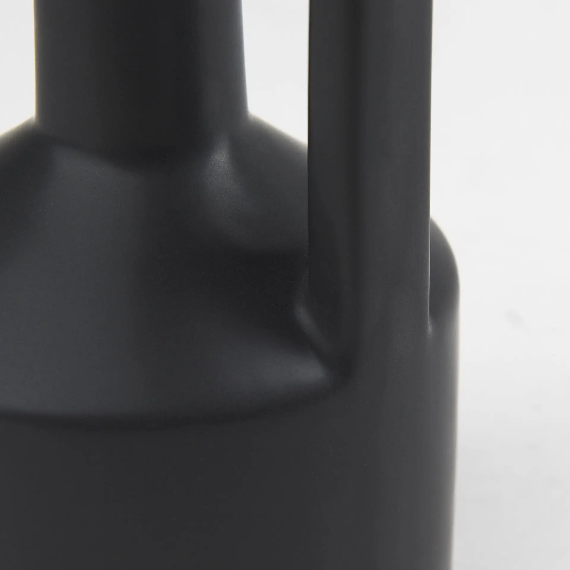 9" Black Ceramic Table Vase Homeroots Home Decor