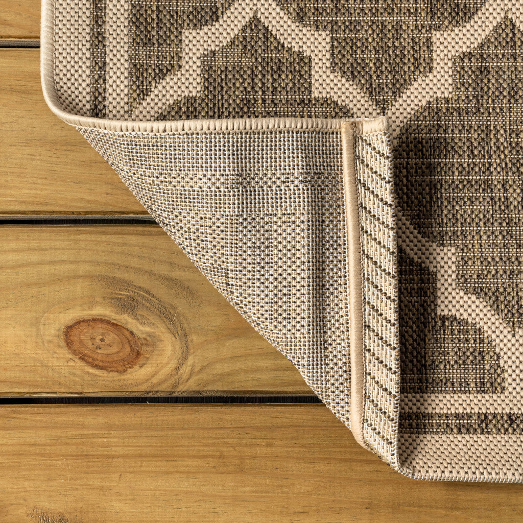 9' Brown And Beige Round Geometric Indoor Outdoor Area Rug - GreatEagleInc